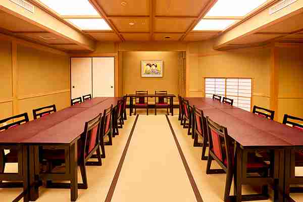 【披露宴・二次会/顔合わせ特集】